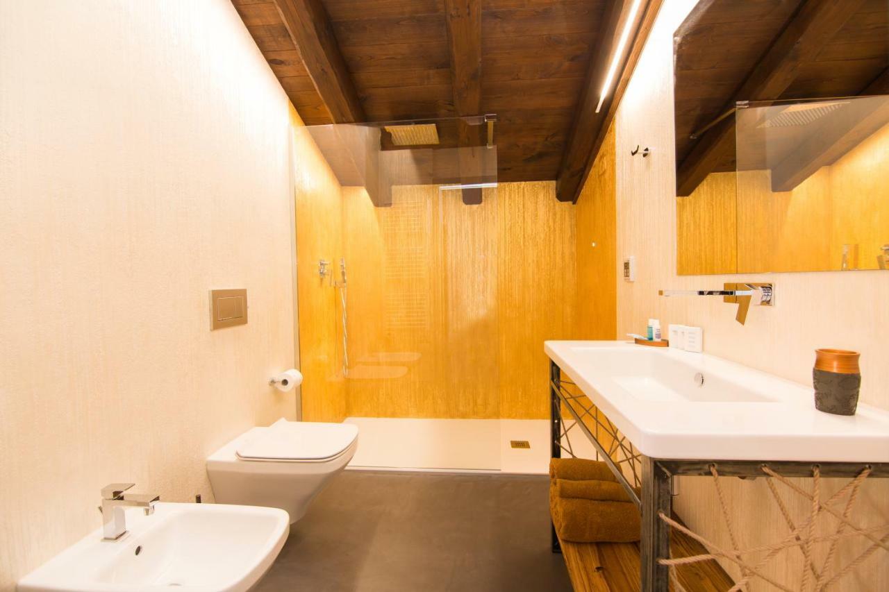 Sotto Le Stelle Hotel Pieve di Teco Екстериор снимка