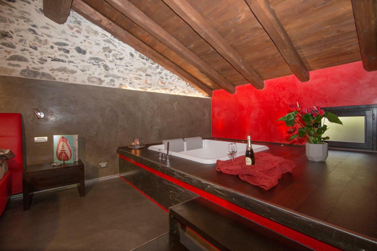 Sotto Le Stelle Hotel Pieve di Teco Екстериор снимка